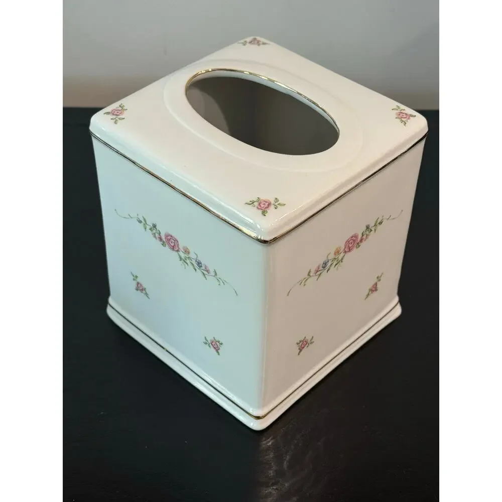 Vintage Floral Tissue Box Cover Cottage Core Bathroom Decor - Picture 5 of 10